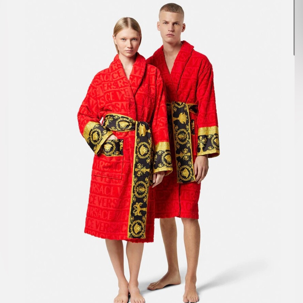 NWT Versace Red and Gold Patterned Robe